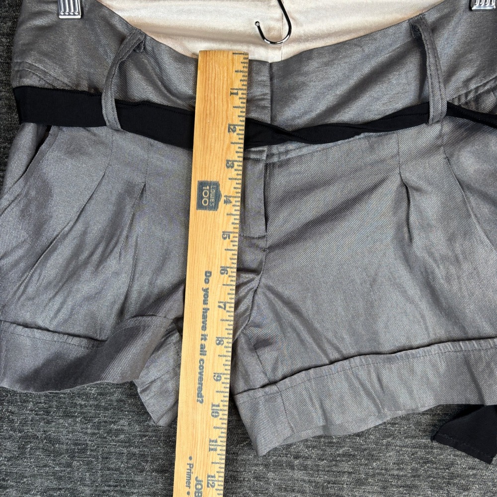 Daytrip Metallic Silver Dress Shorts Women Size 1 Pleated Cuffed Ribbon Belt - Picture 4 of 7